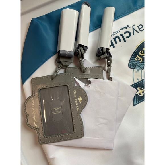 New Disney Cruise Ship Tote Shoulder Bag and Set of 2 Card Lanyard Holders - Picture 3 of 4